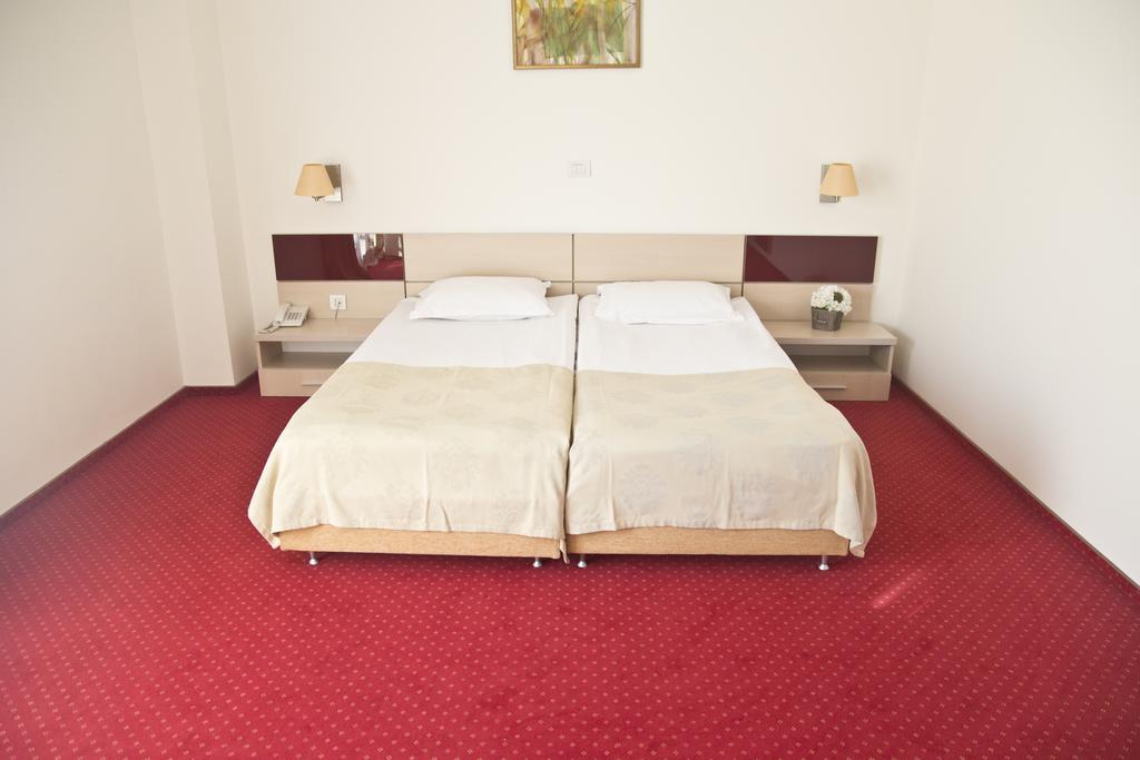 Euro Hotels Gara De Nord Boekarest Buitenkant foto