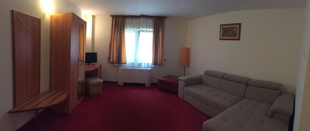Euro Hotels Gara De Nord Boekarest Buitenkant foto