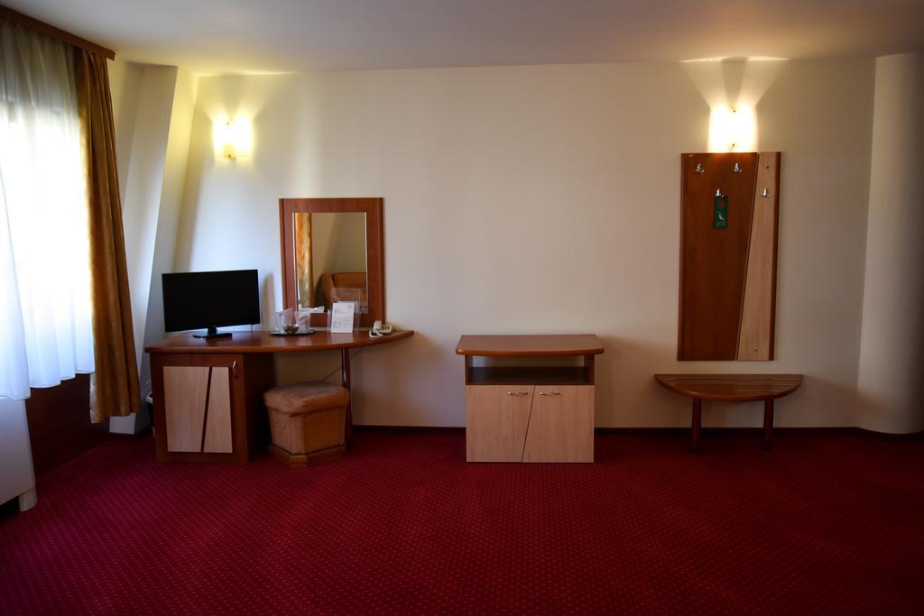 Euro Hotels Gara De Nord Boekarest Buitenkant foto